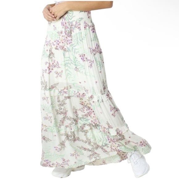 Hale Bob Dresses & Skirts - NWT Luxury Hale Bob Spring Summer Vaca White Tiered Maxi Skirt